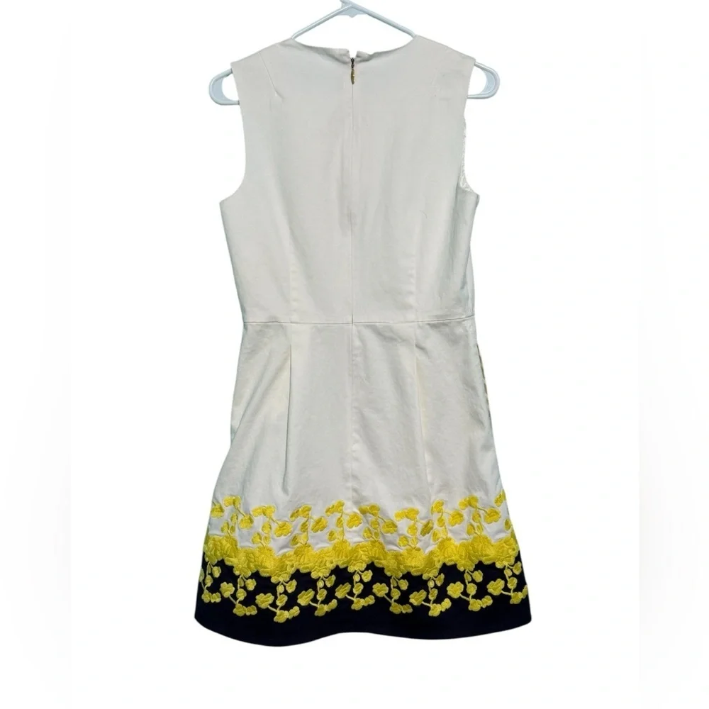 Draper James - Climbing Bloom Embroidery Dress - Picture 5 of 10